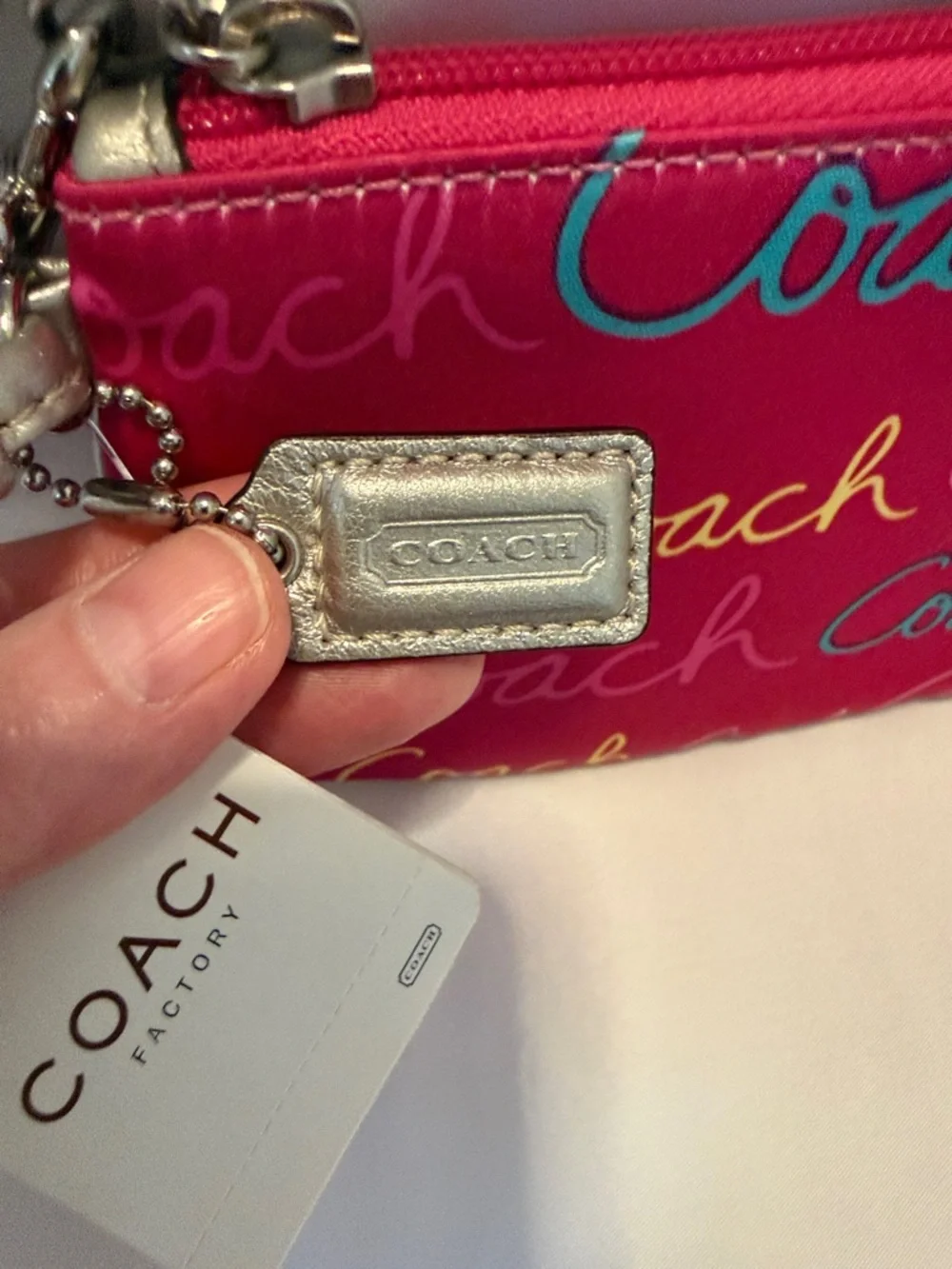 NWT Vintage Coach Hot Pink Script Logo Wristlet Y2K Multicolor - Picture 3 of 9